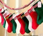 Рождественские носки в различных цветах